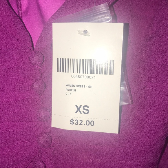 Ruffled mini dress - Picture 4 of 5